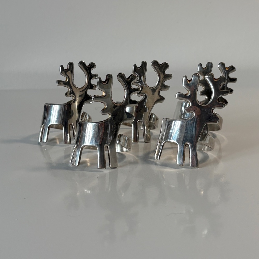 Crate & Barrel Reindeer Napkin Rings Group of 5 Metallic Christmas Dinner